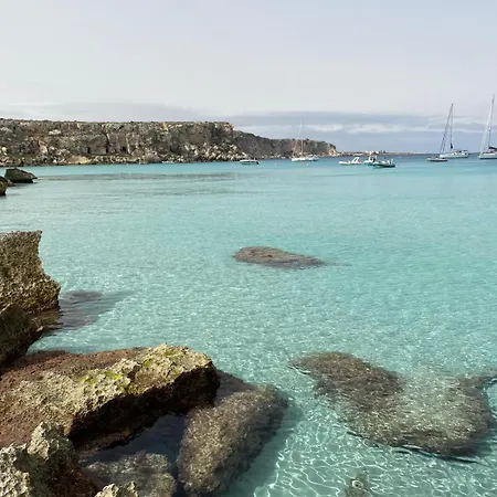 Al Centro Con Panorama Isole Egadi * ファヴィニャーナ