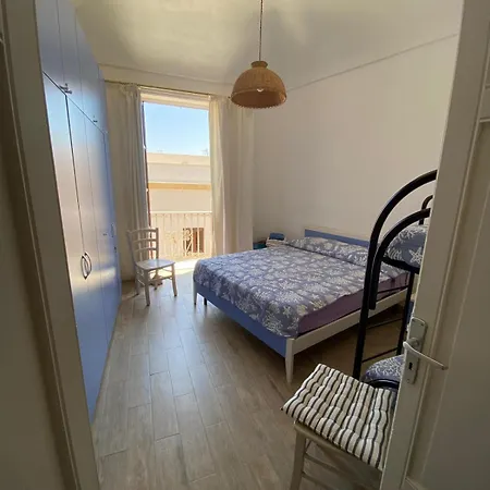 Al Centro Con Panorama Isole Egadi アパート *