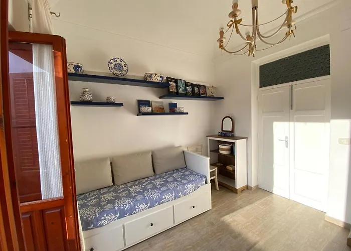 Al Centro Con Panorama Isole Egadi Favignana